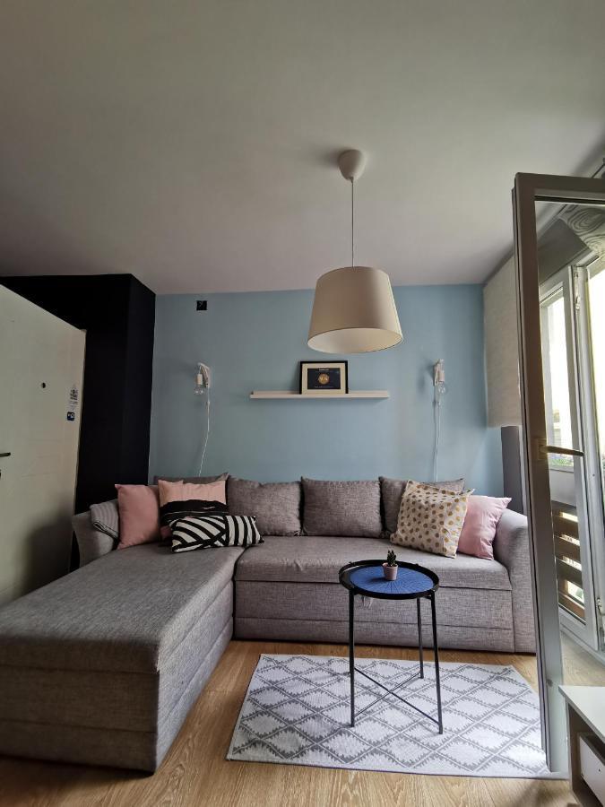 Nest Belgrado Exterior foto