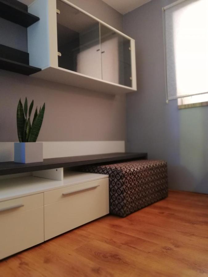 Nest Apartment Zemun Belgrado Exterior foto